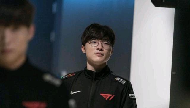 Natus Vincere 和 Eternal Fire 晋级 BLAST Open Spring 2025 决赛