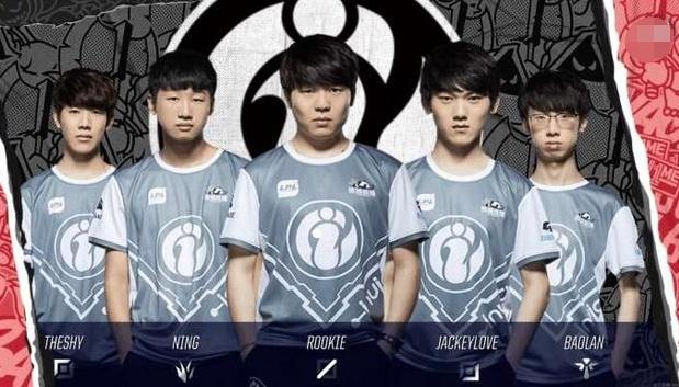 JackeyLove：这个赛前Solo真不如石头剪刀布！这样进度还能快点！