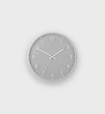 Simple Black Clock - 爱游戏